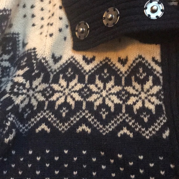 Eddie Bauer Sweater - Picture 3 of 7